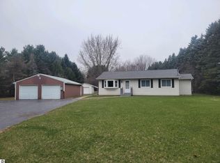 4666 Freeman Rd, Beaverton, MI 48612
