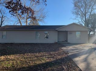 421 W Main St, Charleston, AR 72933