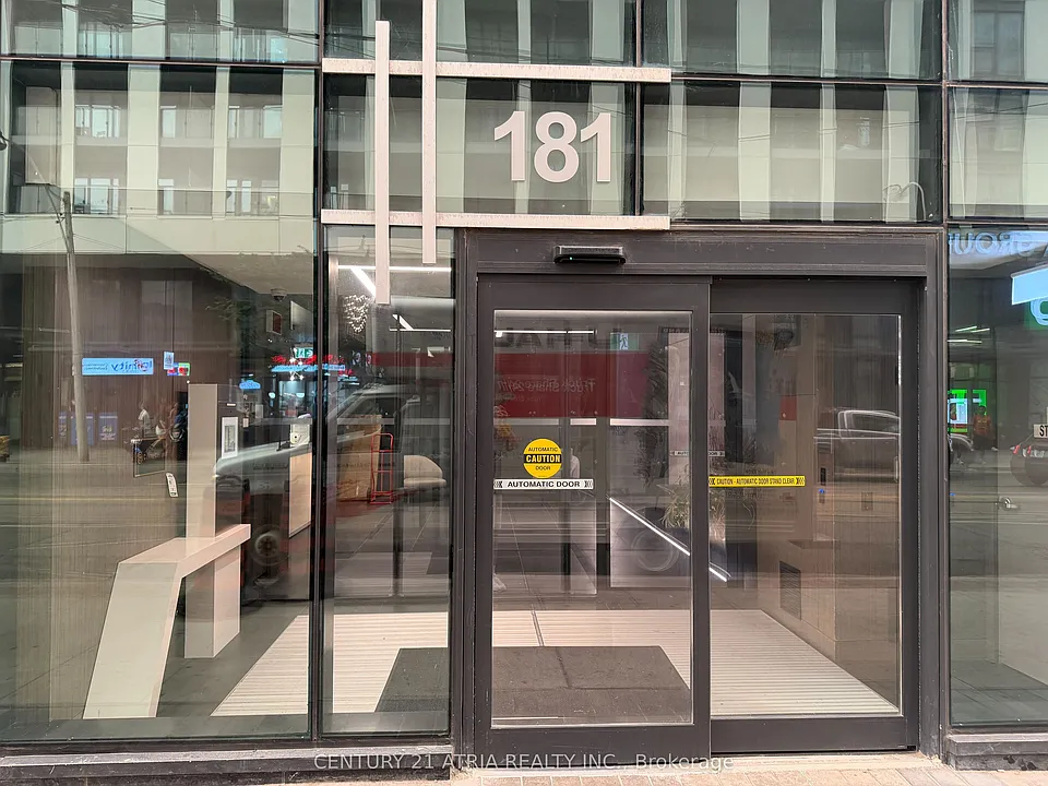 181 Dundas St E #3908