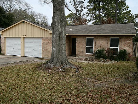 Shaded at the end of a very quiet cul de sac street...