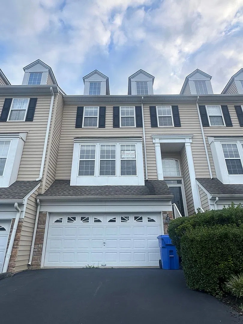 Townhome For Rent In Glen Mills! $200 Price Drop! — Photo 1