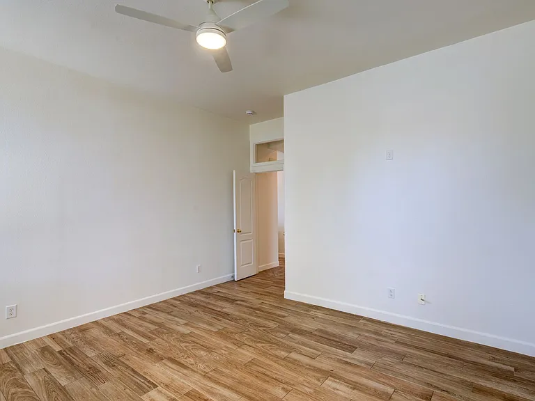 5508 W Bluff Ave — Photo 14