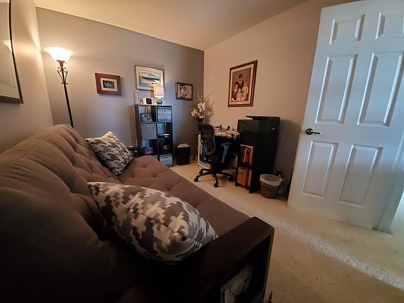 5th image of W176N9721 Rivercrest Dr