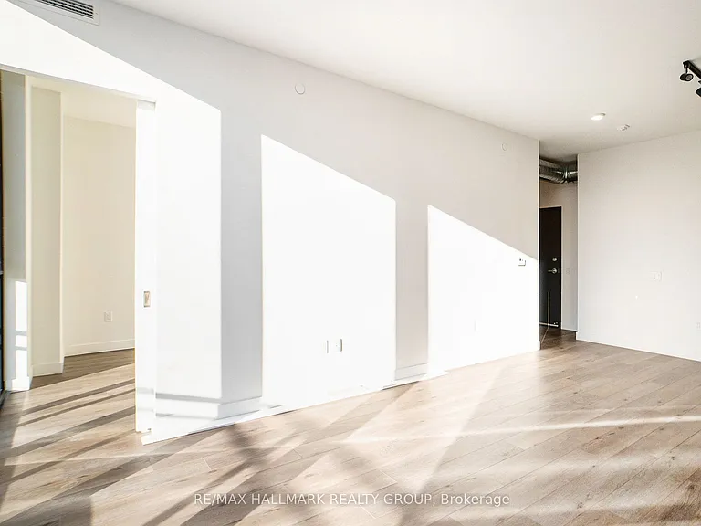 10 James St #11 — Photo 6