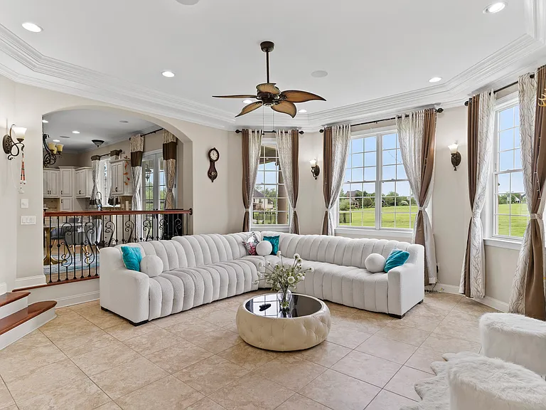 5040 Pellingham Cir — Photo 29