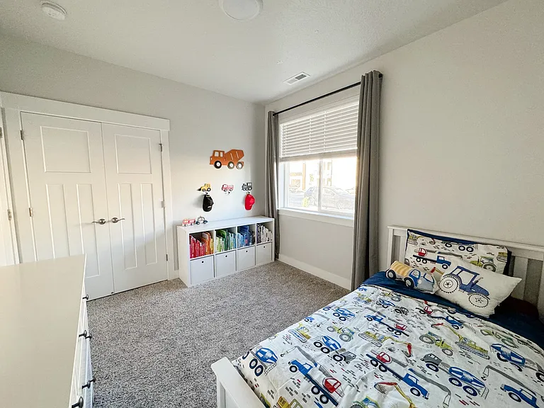 1423 N 3830 W #102 — Photo 9