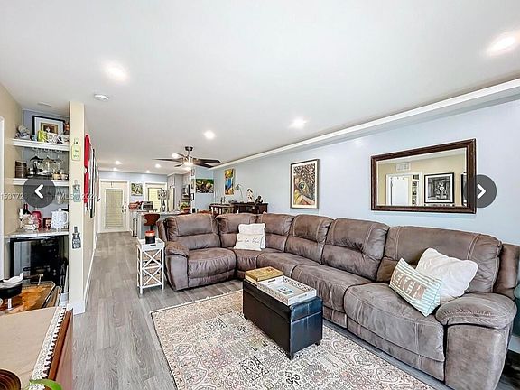 4th image of 460 Paradise Isle Boulevard #205