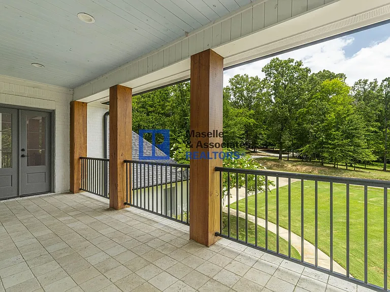 412 Dover Ln — Photo 69
