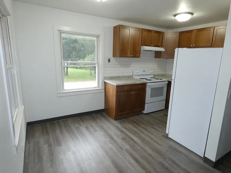 518 N 4th St #1 — Photo 6