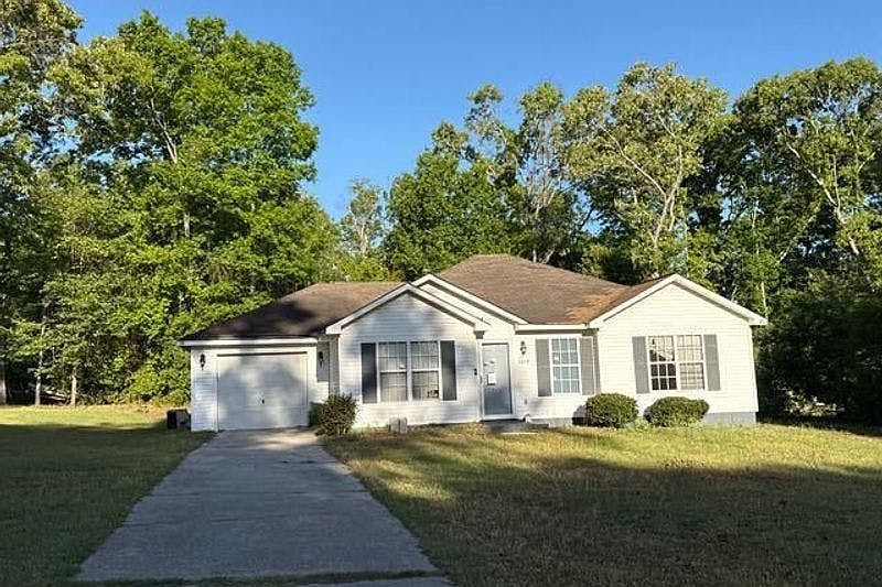 1st image of 1019 Paddock Ln