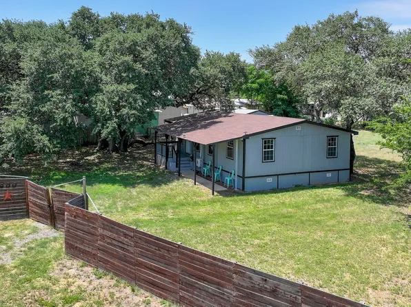 600 Dawnridge Drive, Poteet, TX 78065