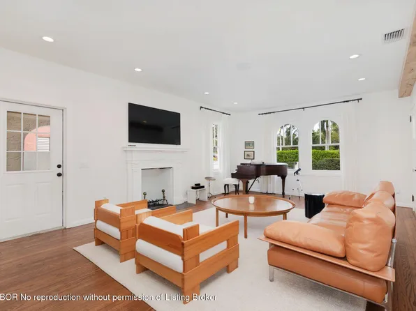 306 Marlborough Pl, West Palm Beach, FL 33405