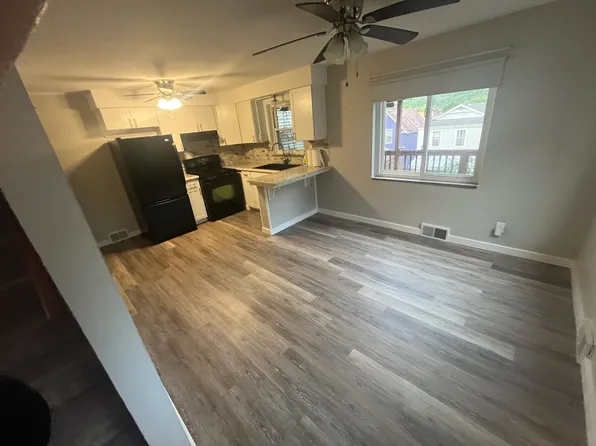 449 Duss Ave, Ambridge, PA 15003