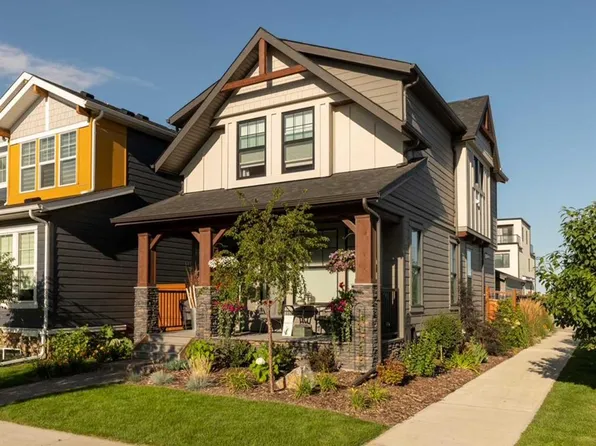 120 W Treeline Mnr SW, Calgary, AB T2Y 0R7