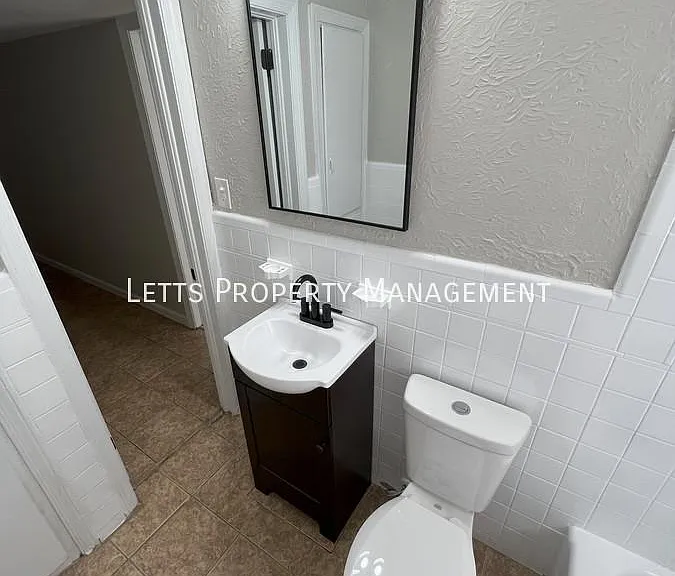 905 Wright Dr — Photo 7