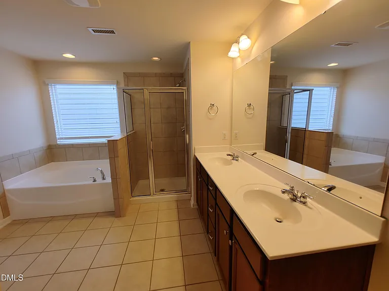 115 Glenview Ln — Photo 40