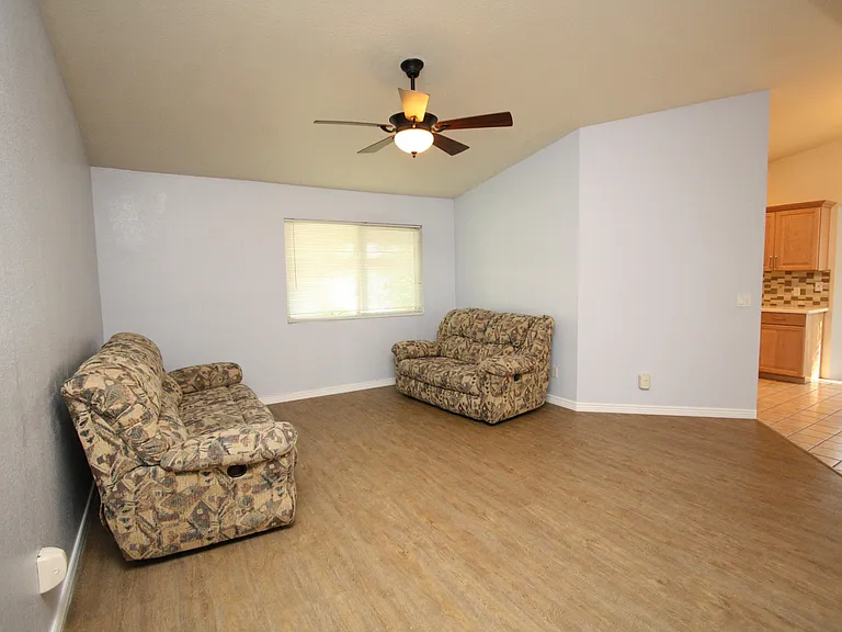 2683 W Fanbrook Rd — Photo 2