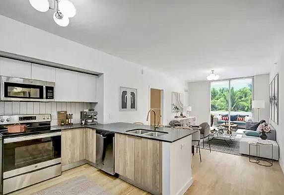 3rd image of 11338 Biscayne Blvd #240