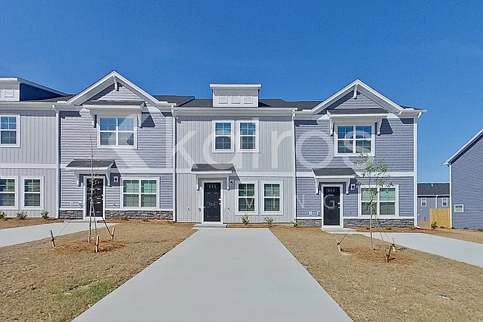 2519 Banyan Cir