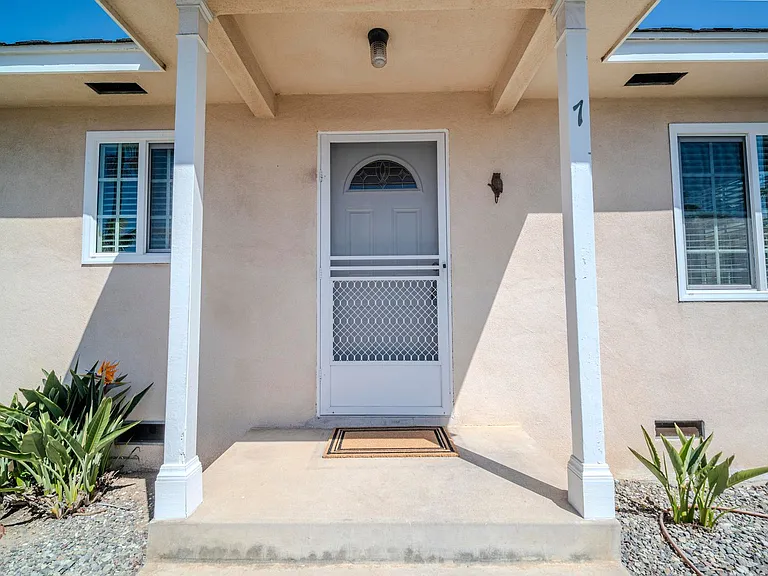 2159 Orange Ave — Photo 1