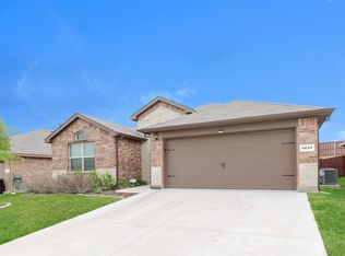 9820 Clemmons Rd, Fort Worth, TX 76108
