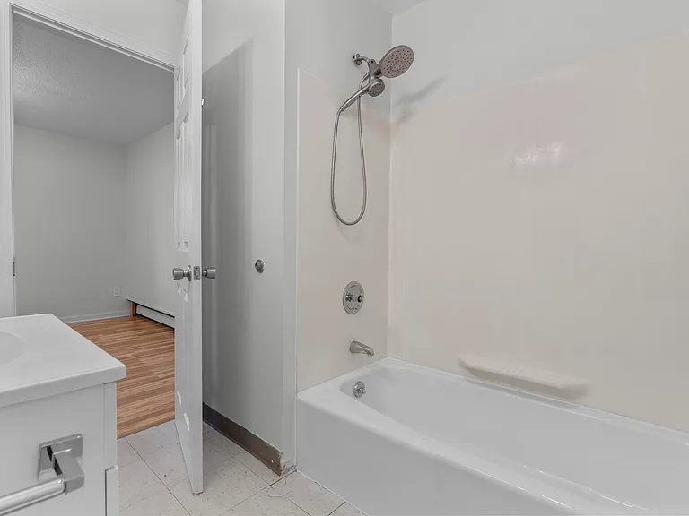 62 Main St #L — Photo 15