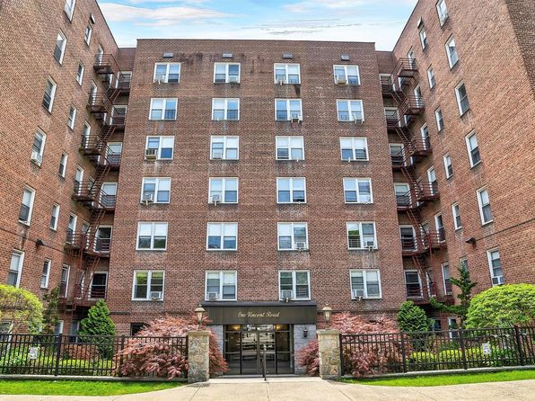 1 Vincent Road #2A, Bronxville, NY 10708