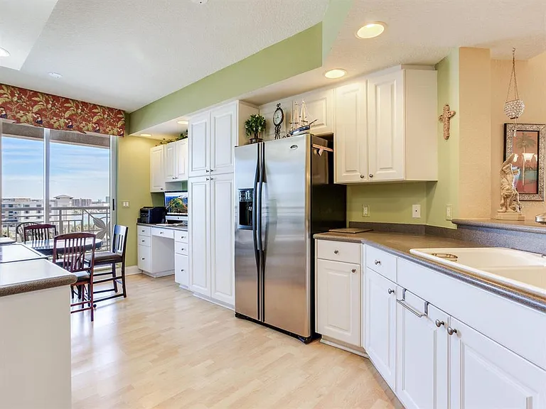 11 San Marco St #807 — Photo 46