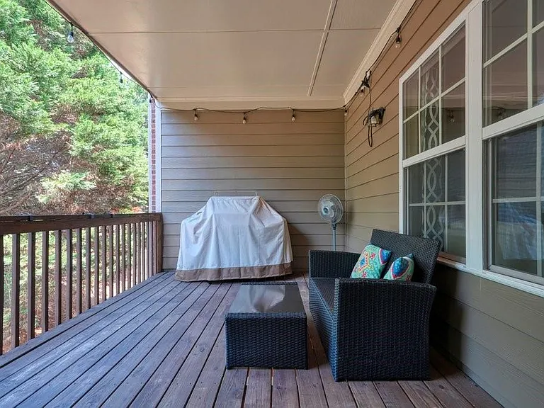 3888 Fairhill Point — Photo 13