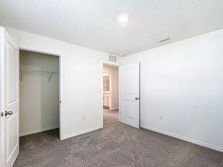 8656 45th Ct — Photo 47
