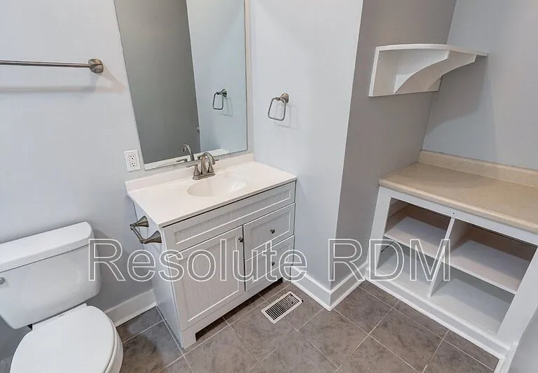 743 Cottage Ave — Photo 18