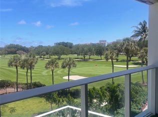220 SE Mizner Blvd #321, Boca Raton, FL 33432