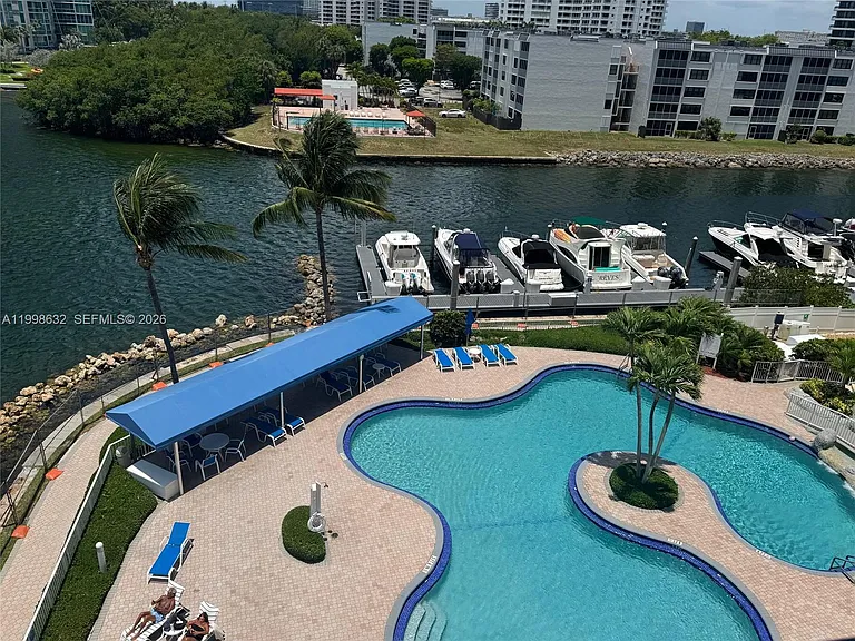 3530 Mystic Pointe Dr #2607 — Photo 36