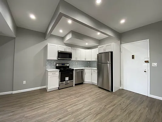 Rented by Bruma Realty LLC | media 5