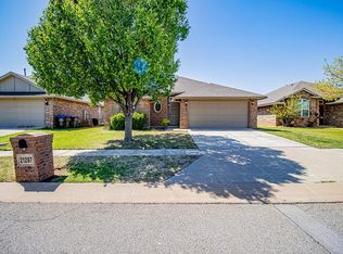 21207 River Lark Ln, Edmond, OK 73012