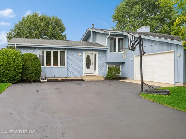 84 Juniper Way, Lake Villa, IL 60046