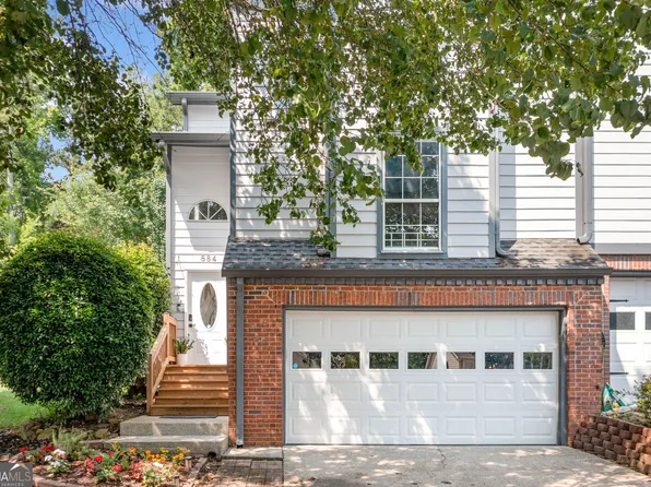 884 Edgewater Cir, Marietta, GA 30062