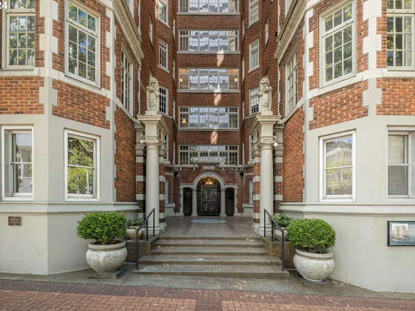 1209 SW 6th Ave Unit 201, Portland, OR 97204