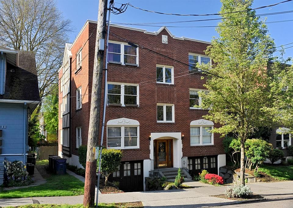 Crest Apartments