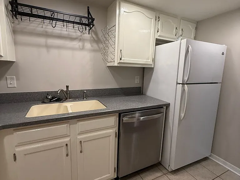 1515 NW 29th Rd #D2 — Photo 11