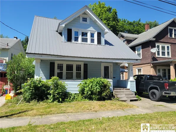 13 Linden Ave, Jamestown, NY 14701