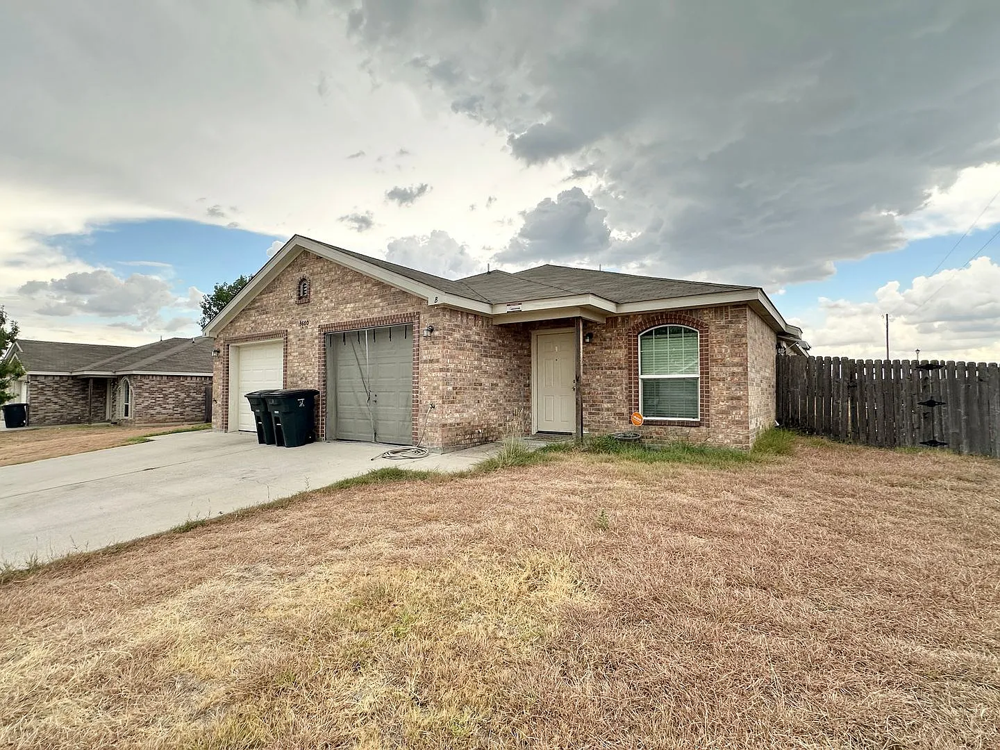 3600 John Chisholm — Photo 2