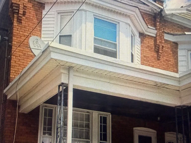 2219 Madison St #A — Photo 13