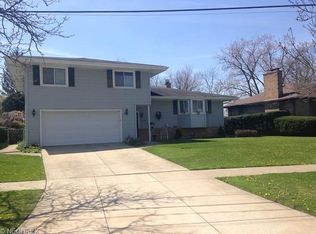 5858 Andover Blvd, Garfield Heights, OH 44125