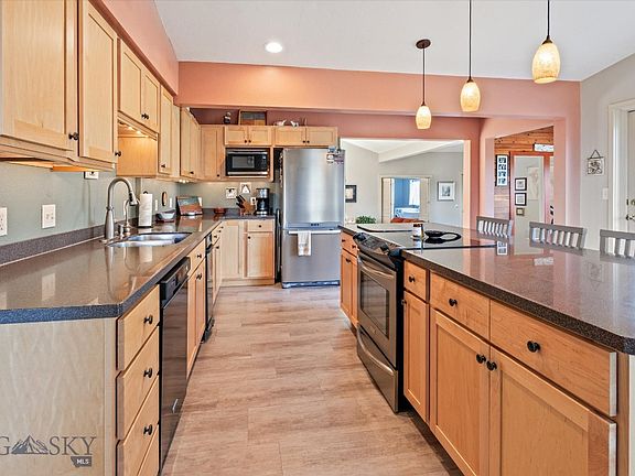 5th image of 6285 Elkhorn Rd