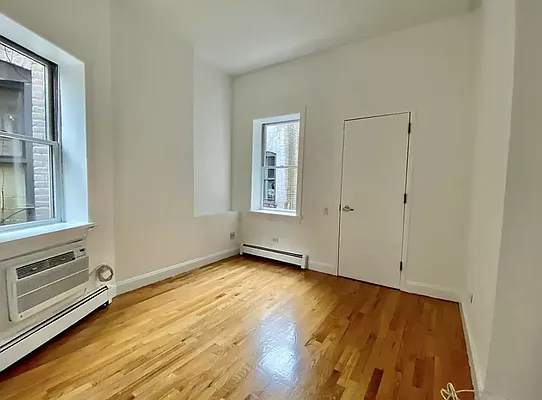 Rented by Corcoran | media 3