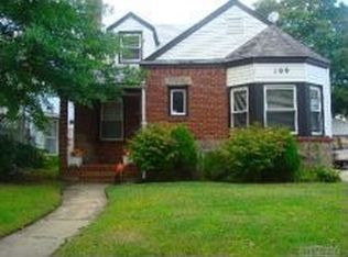109 Winsor Pkwy, Hempstead, NY 11550
