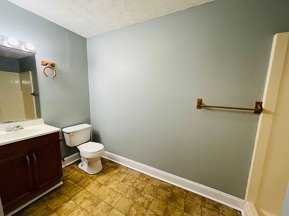 5th image of 13 Crescent View Dr #55-6