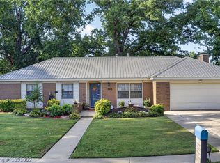 1706 E Fryar Dr, Sallisaw, OK 74955