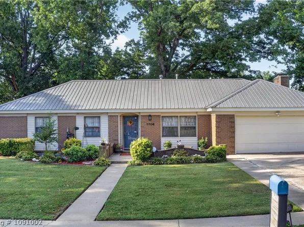 1706 E Fryar Dr, Sallisaw, OK 74955